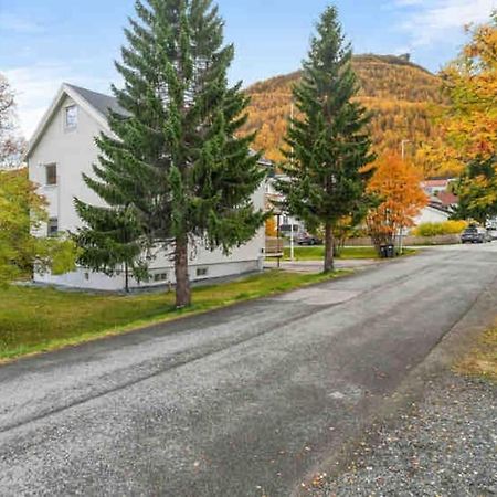 דירות טרומסה Fin Leilighet I Tromsdalen. מראה חיצוני תמונה